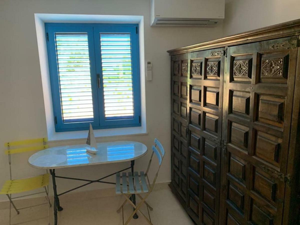 Hvar Old Dalmatian House Junior Suite - Deck 2 هفار المظهر الخارجي الصورة